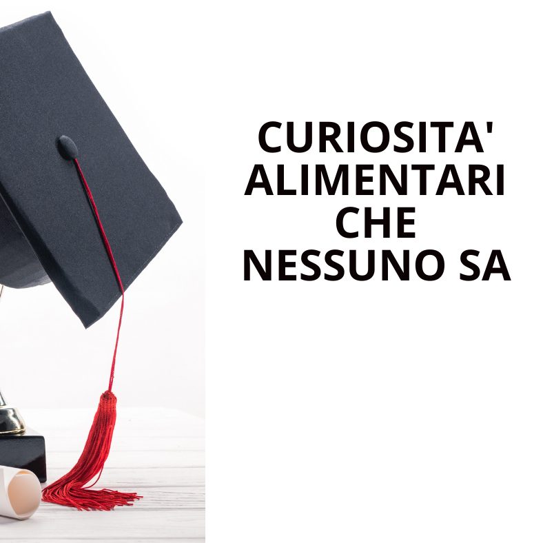 Coppa di fragole su tagliere, intolleranza istamina coppa di fragole su tagliere